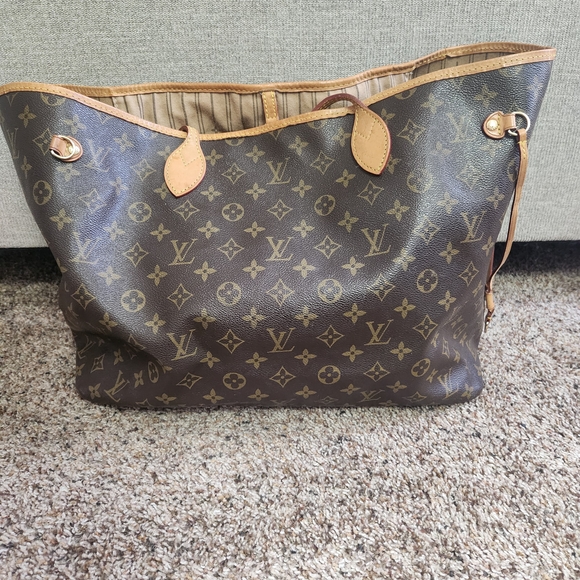 Louis Vuitton Brown Monogram Tote Bag - Picture 1 of 10